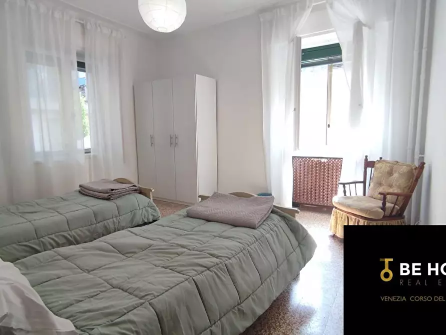 Immagine 9 di Appartamento in vendita  a Venezia