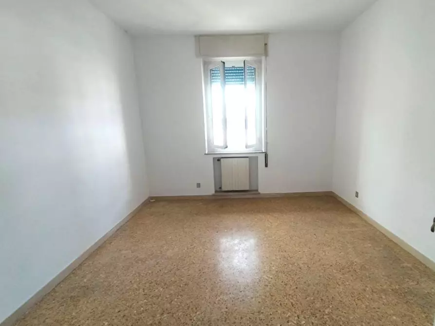 Immagine 7 di Appartamento in vendita  a Carrara