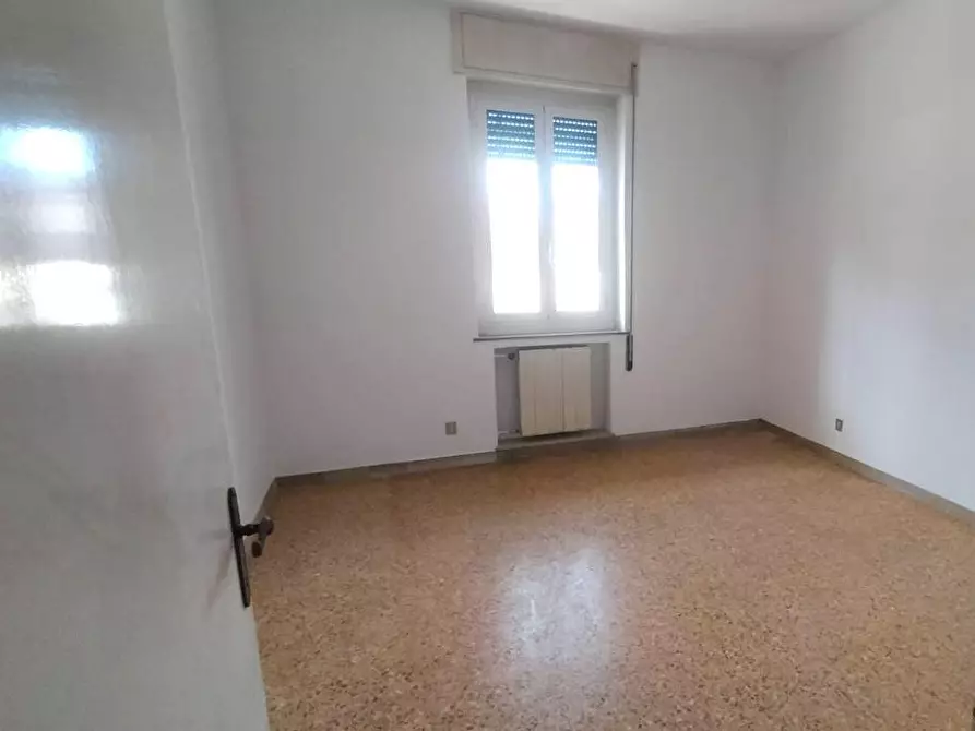 Immagine 5 di Appartamento in vendita  a Carrara