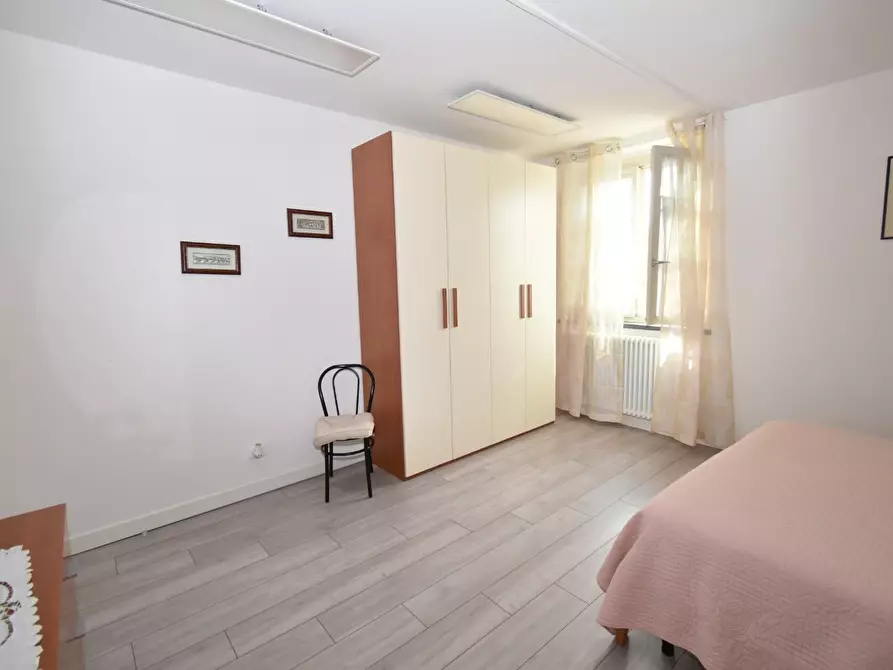 Immagine 41 di Villa in vendita  a San Giuliano Terme