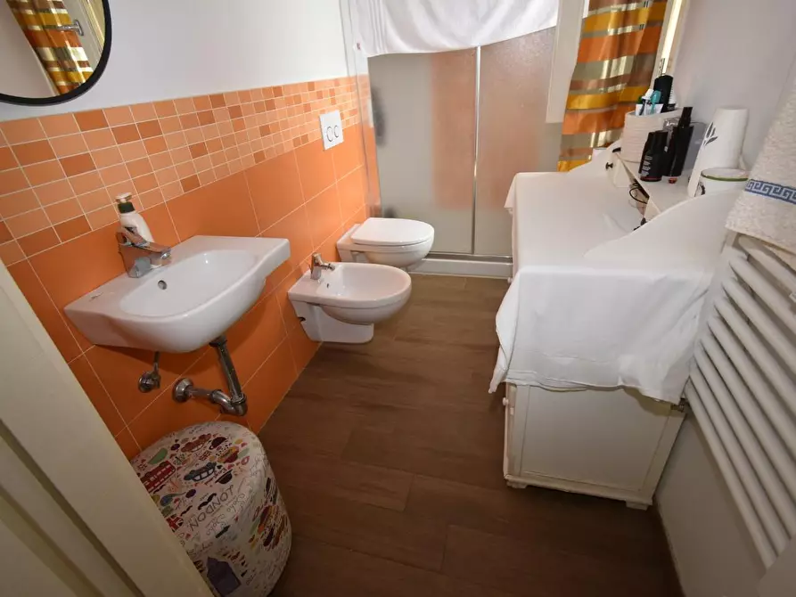 Immagine 14 di Villa in vendita  a San Giuliano Terme