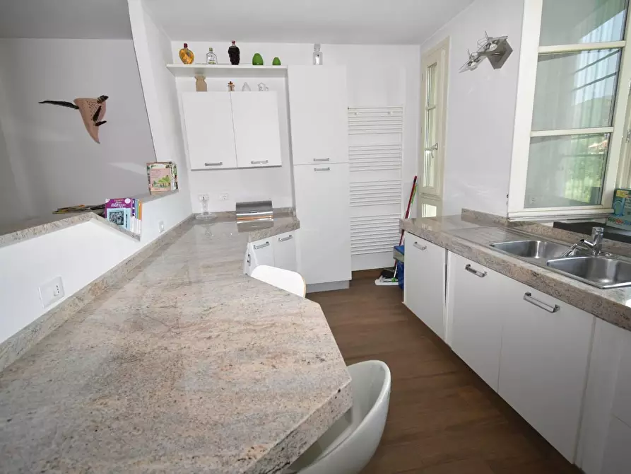 Immagine 21 di Villa in vendita  a San Giuliano Terme