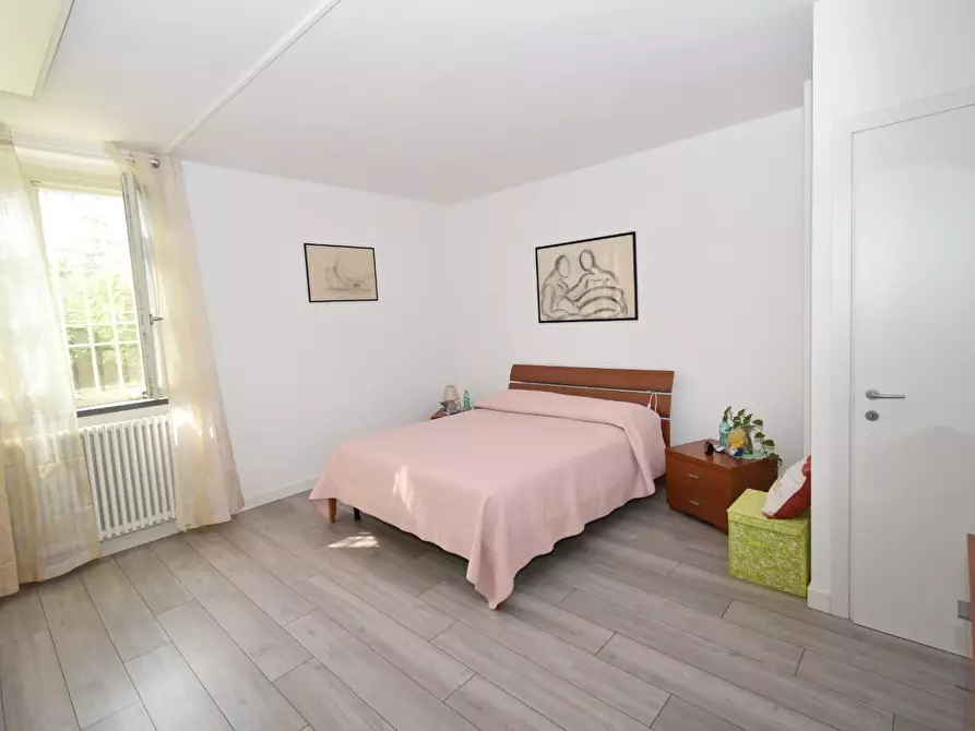 Immagine 42 di Villa in vendita  a San Giuliano Terme