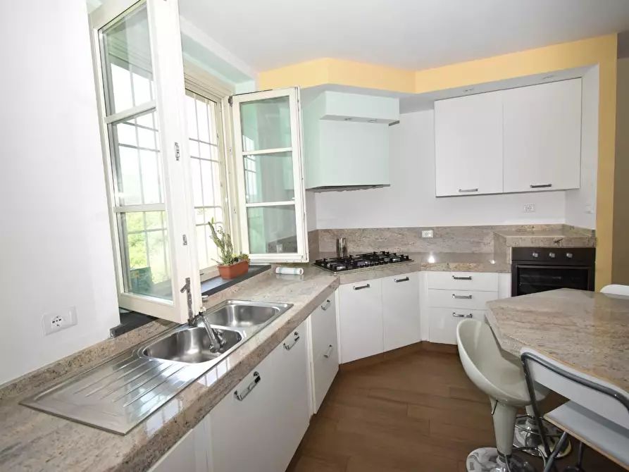 Immagine 23 di Villa in vendita  a San Giuliano Terme