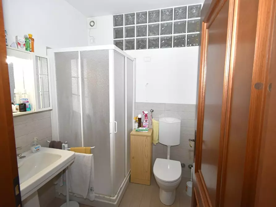 Immagine 38 di Villa in vendita  a San Giuliano Terme