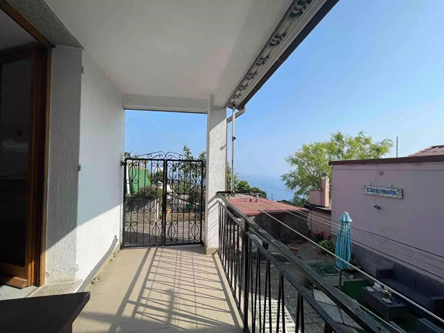 Immagine 4 di Casa semindipendente in vendita  a Vernazza
