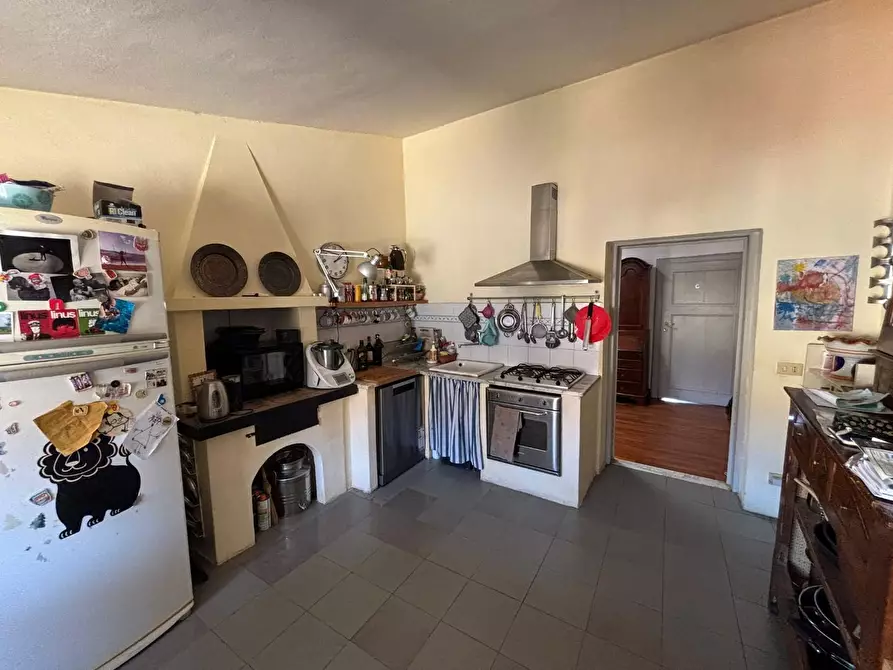 Immagine 28 di Appartamento in vendita  a Lucca