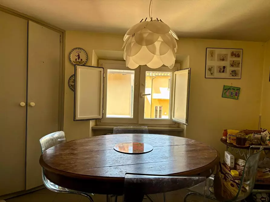 Immagine 17 di Appartamento in vendita  a Lucca