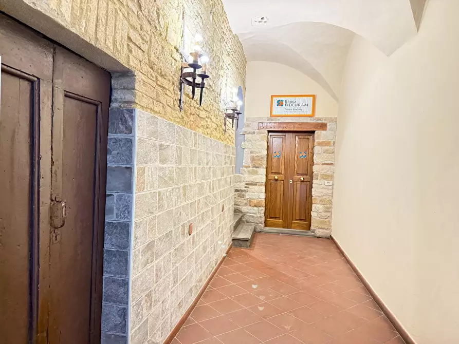 Immagine 5 di Appartamento in vendita  a Volterra