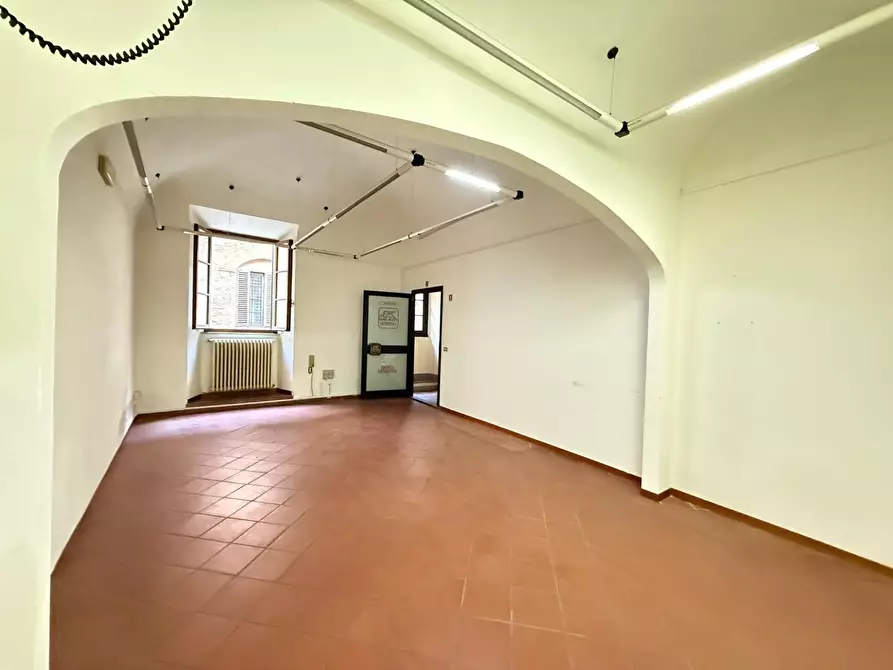 Immagine 9 di Appartamento in vendita  a Volterra