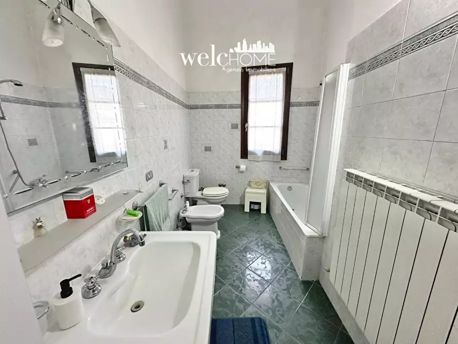 Immagine 20 di Terratetto in vendita  a Campi Bisenzio