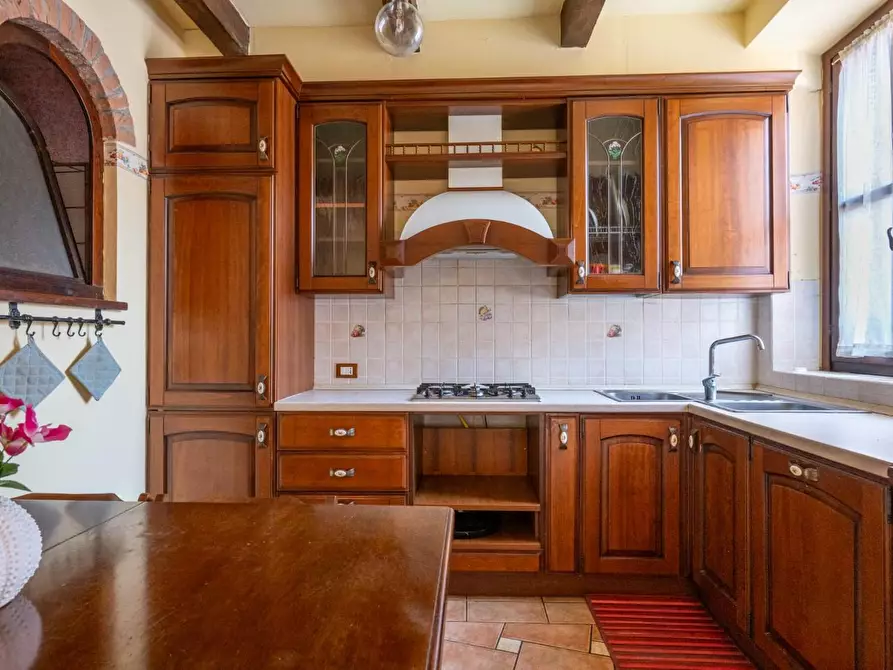 Immagine 5 di Appartamento in vendita  a Vicopisano