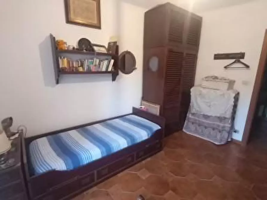 Immagine 18 di Mansarda in vendita  a Livorno