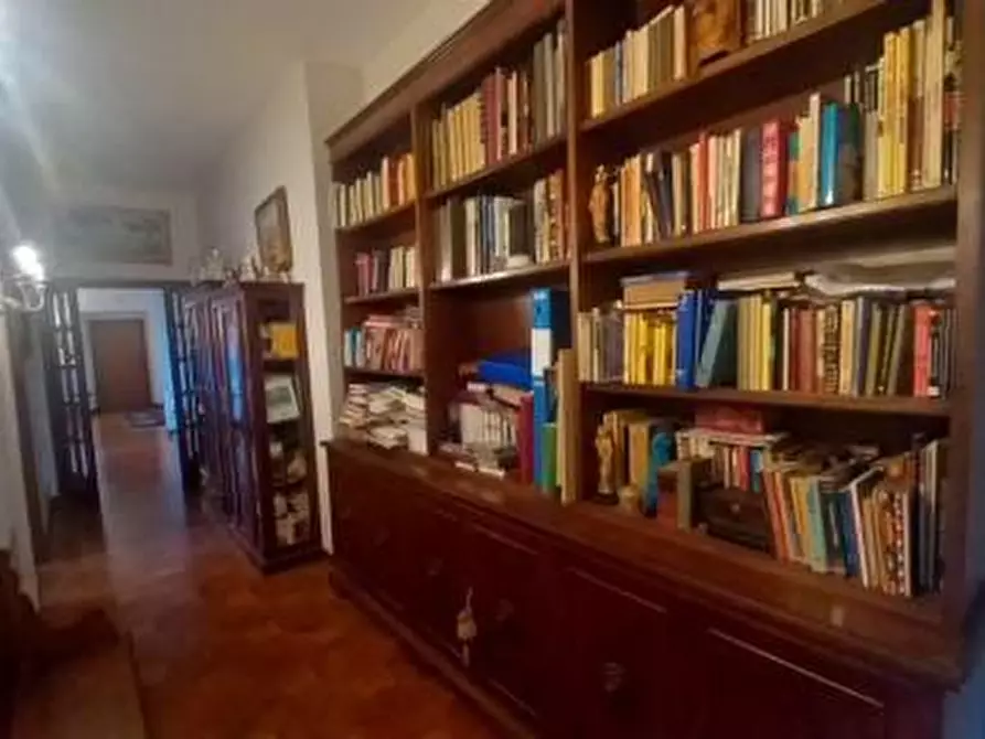 Immagine 24 di Mansarda in vendita  a Livorno