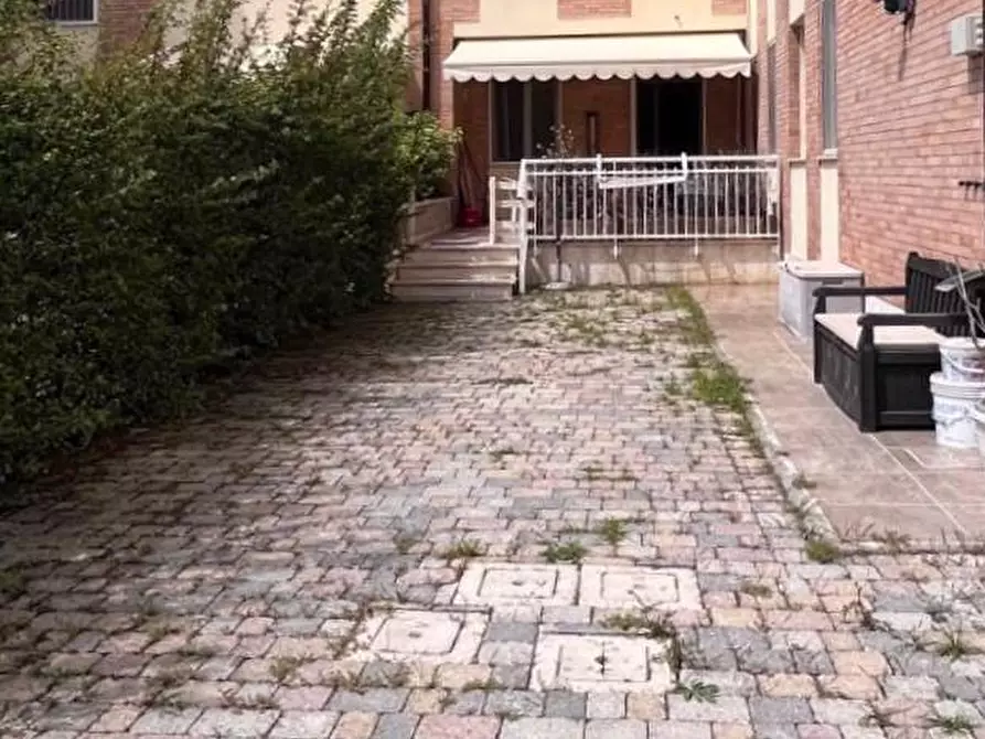 Immagine 5 di Appartamento in vendita  a Pisa