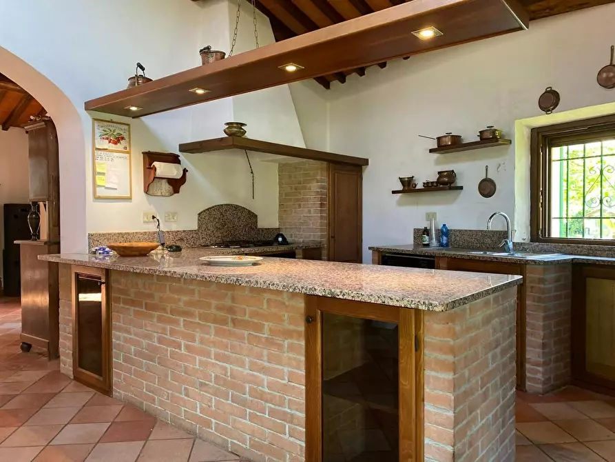 Immagine 11 di Casa indipendente in vendita  a Castagneto Carducci