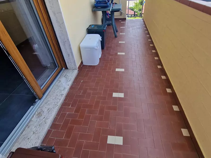 Immagine 13 di Appartamento in vendita  a Carrara