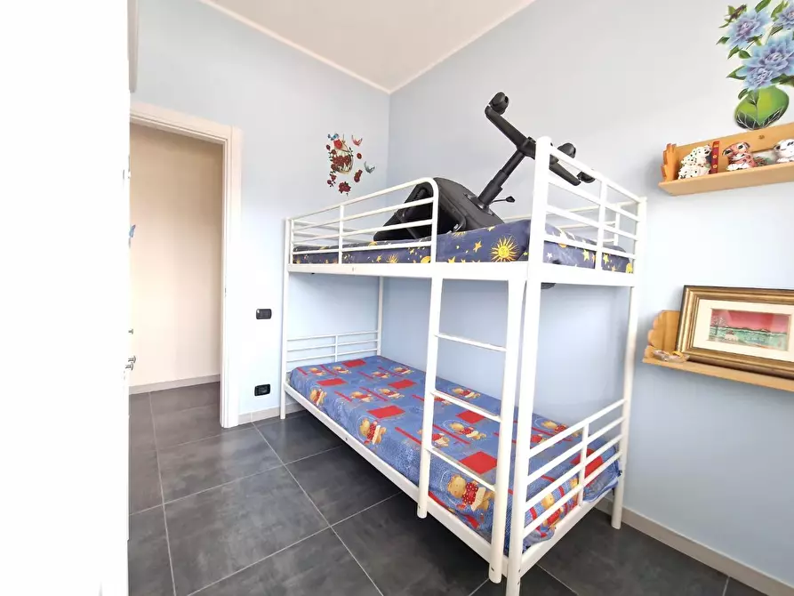 Immagine 25 di Appartamento in vendita  a Carrara