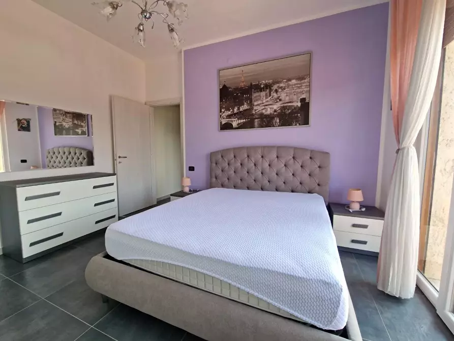 Immagine 17 di Appartamento in vendita  a Carrara