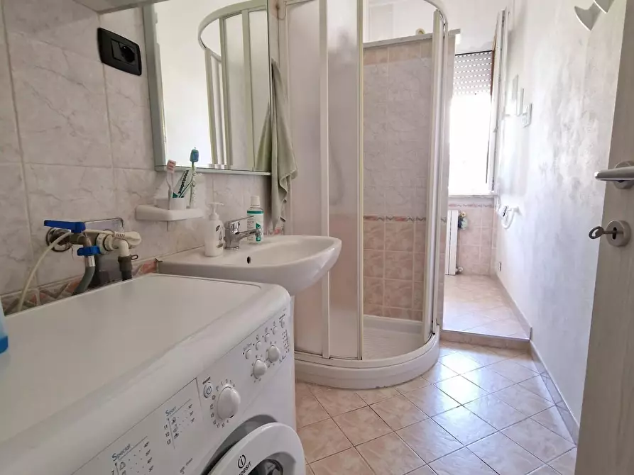 Immagine 30 di Appartamento in vendita  a Carrara