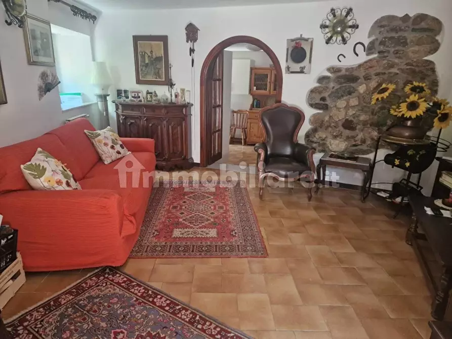 Immagine 15 di Casa semindipendente in vendita  a Carrara