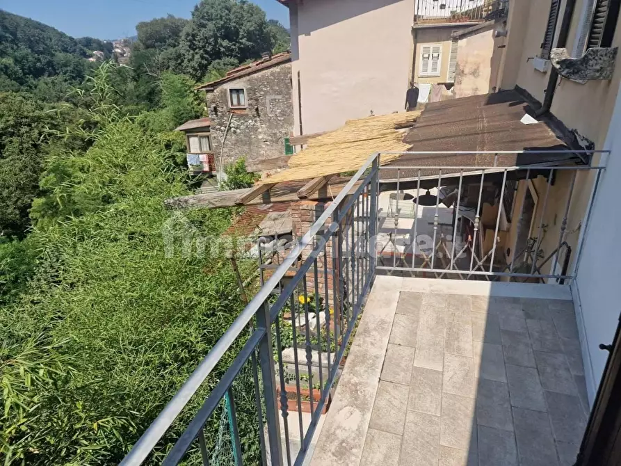 Immagine 5 di Casa semindipendente in vendita  a Carrara