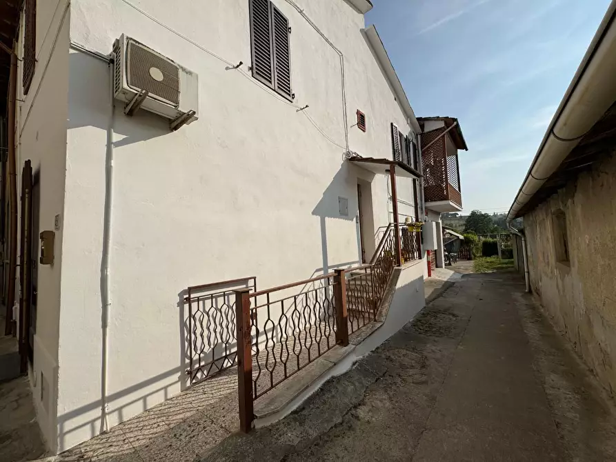 Immagine 14 di Porzione di casa in vendita  a Empoli