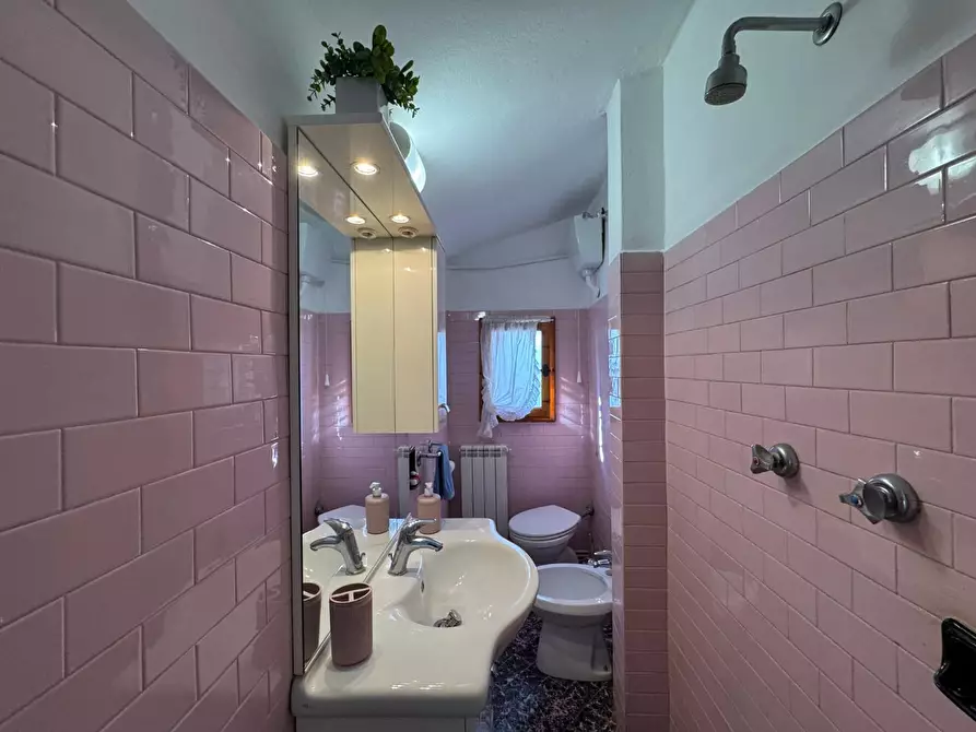 Immagine 35 di Porzione di casa in vendita  a Empoli