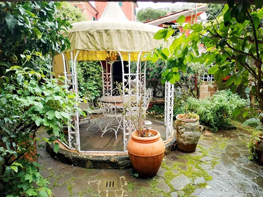 Immagine 46 di Casa indipendente in vendita  a Lerici