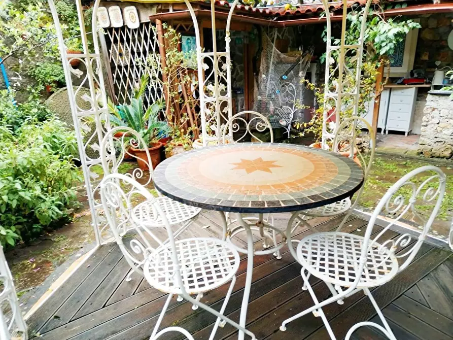 Immagine 29 di Casa indipendente in vendita  a Lerici