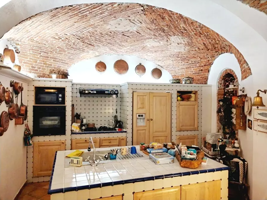 Immagine 9 di Casa indipendente in vendita  a Lerici