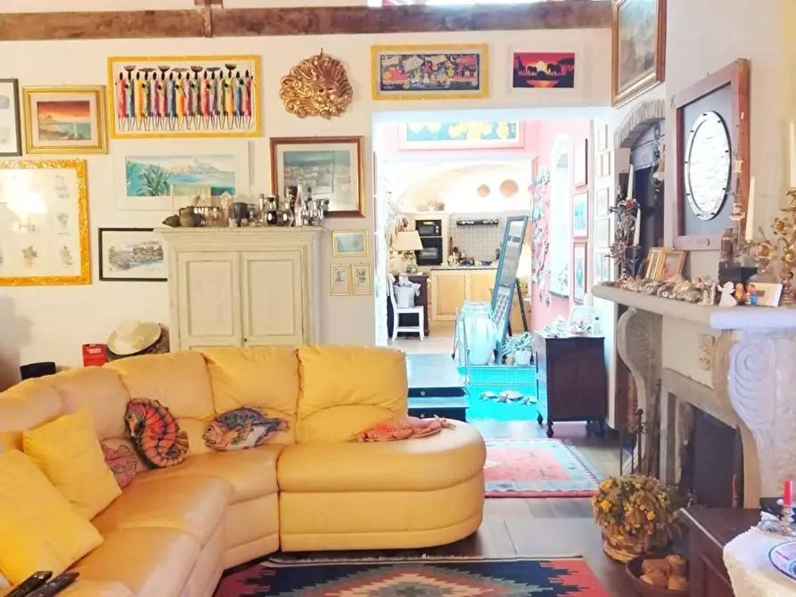 Immagine 36 di Casa indipendente in vendita  a Lerici