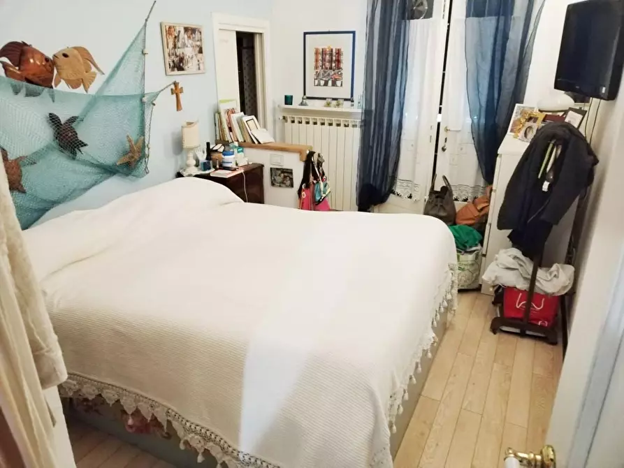 Immagine 39 di Casa indipendente in vendita  a Lerici