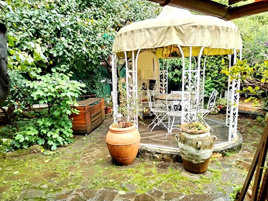 Immagine 8 di Casa indipendente in vendita  a Lerici