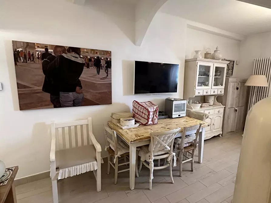 Immagine 3 di Villetta a schiera in vendita  a Forte Dei Marmi