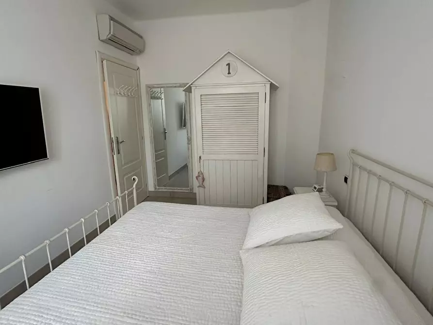 Immagine 19 di Villetta a schiera in vendita  a Forte Dei Marmi