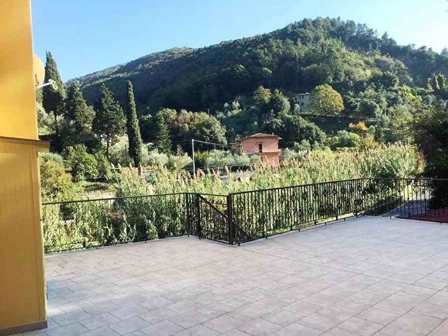 Immagine 5 di Appartamento in vendita  a Lerici