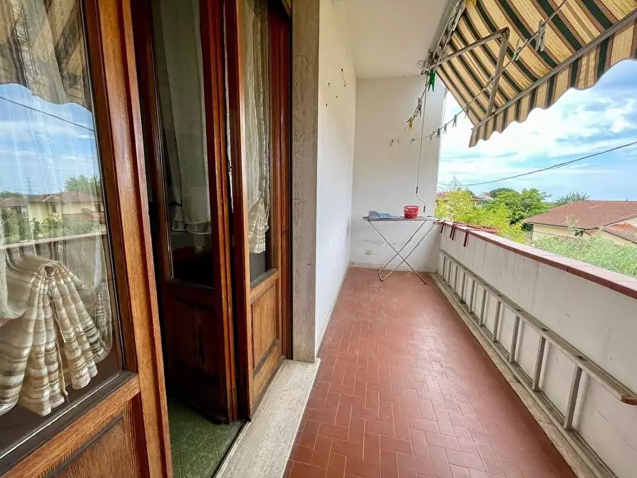 Immagine 16 di Casa bifamiliare in vendita  a Massa