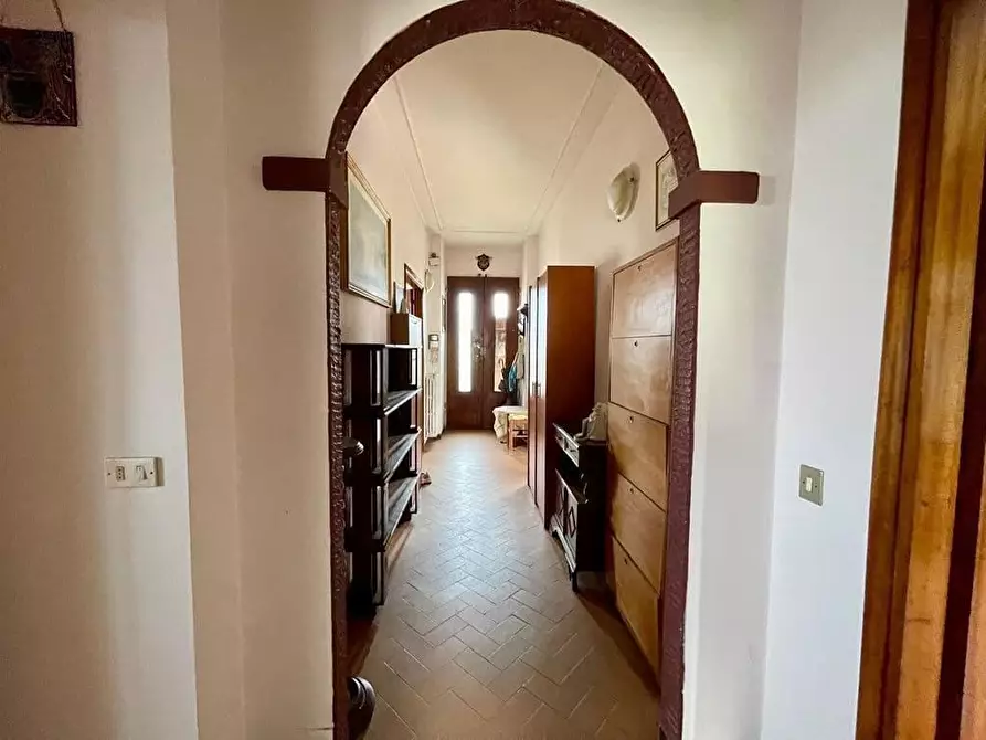 Immagine 10 di Casa bifamiliare in vendita  a Massa
