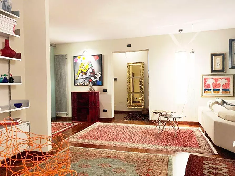 Immagine 21 di Appartamento in vendita  a La Spezia