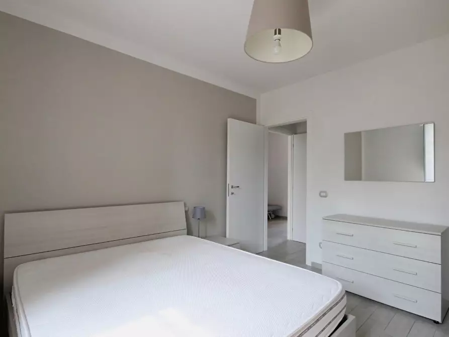 Immagine 9 di Appartamento in vendita  a Lucca