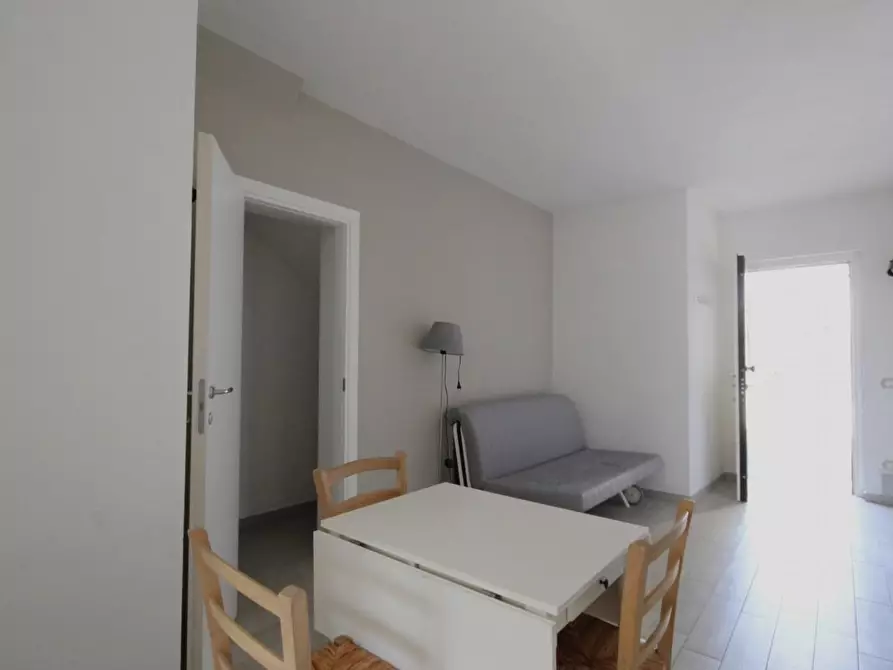 Immagine 1 di Appartamento in vendita  a Lucca