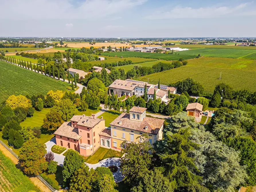 Immagine 56 di Appartamento in vendita  a Parma