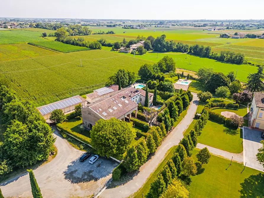 Immagine 49 di Appartamento in vendita  a Parma