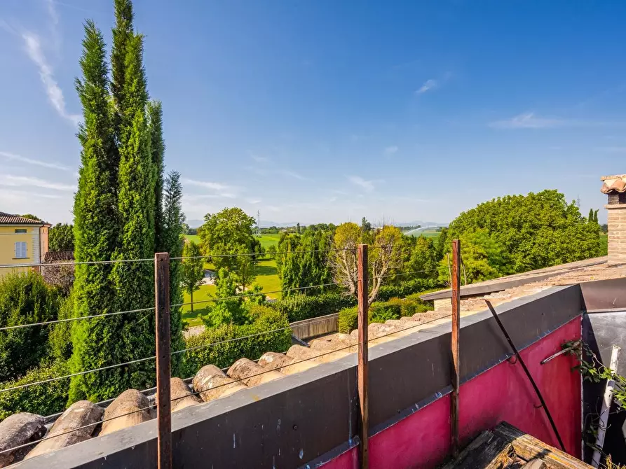 Immagine 37 di Appartamento in vendita  a Parma