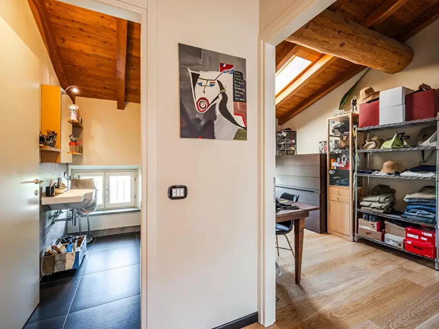 Immagine 18 di Appartamento in vendita  a Parma