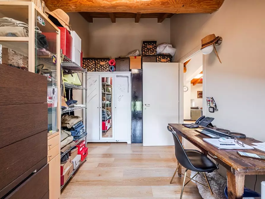 Immagine 20 di Appartamento in vendita  a Parma