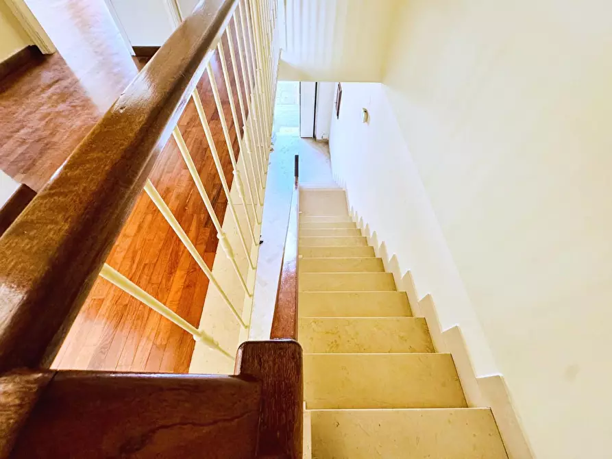 Immagine 40 di Casa bifamiliare in vendita  a Viareggio