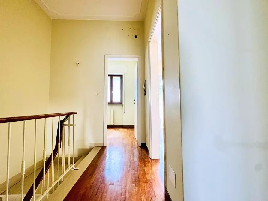 Immagine 33 di Casa bifamiliare in vendita  a Viareggio