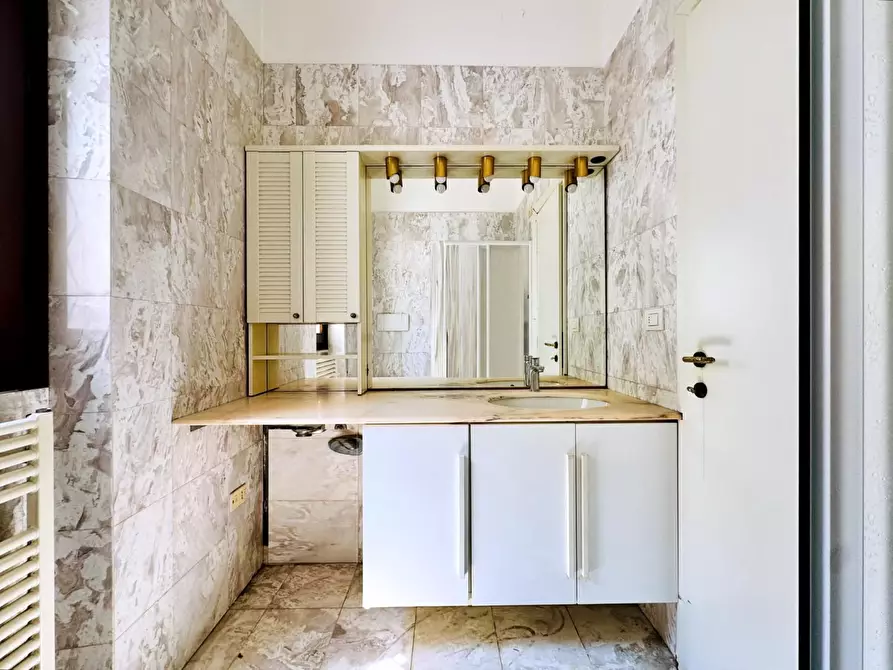 Immagine 15 di Casa bifamiliare in vendita  a Viareggio